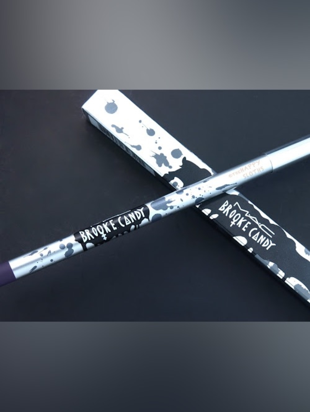 Rare Discontinued MAC x Brooke Candy Lip Liner - Night Crawler